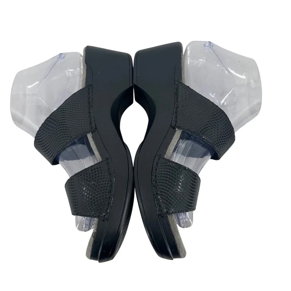 Dansko Sophie Black Snake Embossed Leather Wedge Slide Sandals Womens 39 Buckle